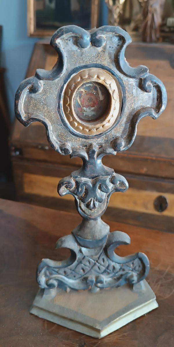 18th-century Silver-plated Wooden Reliquary Containing A Relic Of Saint Justus-photo-3