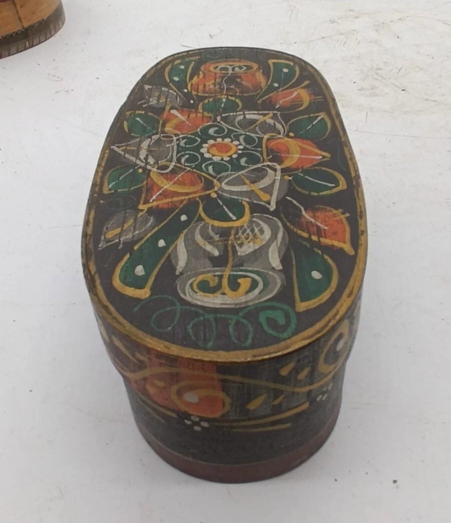 Antique Painted Box From Tyrol, 19th Century, Made Of Bent Beech And Fir-photo-3