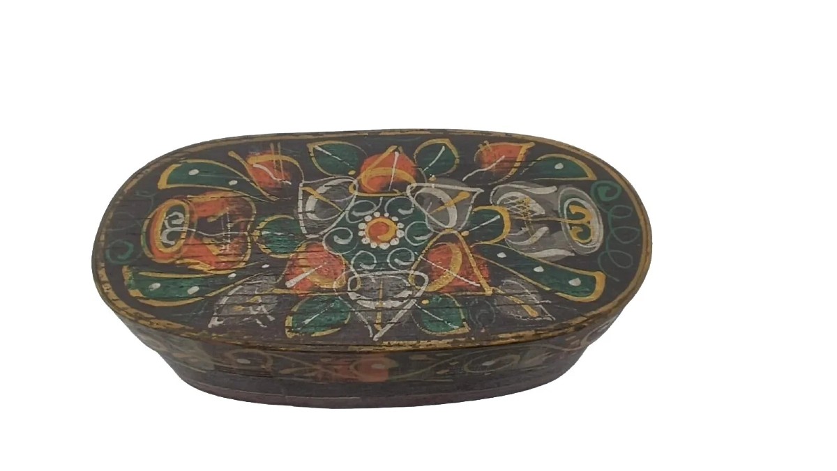 Antique Painted Box From Tyrol, 19th Century, Made Of Bent Beech And Fir-photo-4