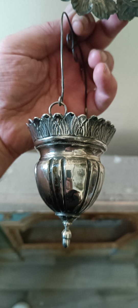 Artisanat italien du XIXe siècle. Bénitier en argent avec bassin amovible.-photo-4