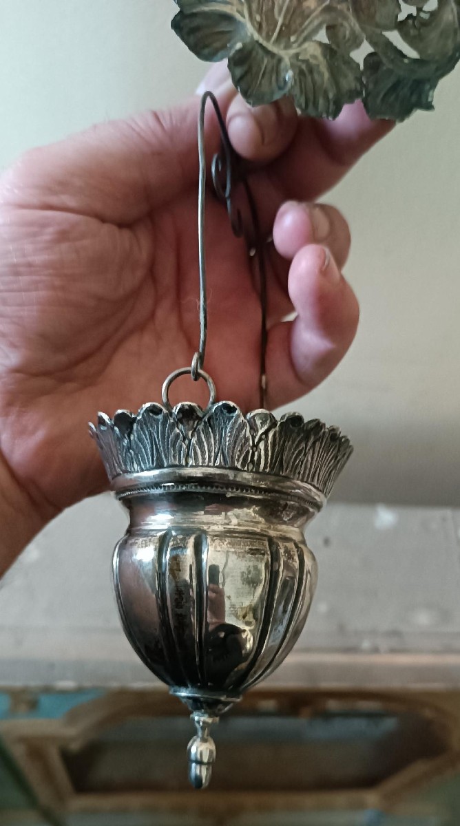 Artisanat italien du XIXe siècle. Bénitier en argent avec bassin amovible.-photo-5