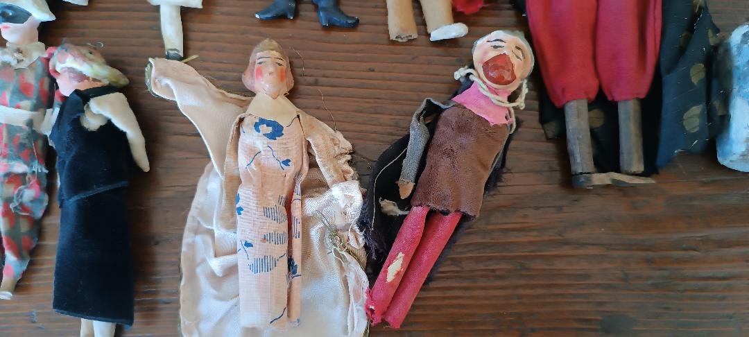 Lot de 20 marionnettes en terre cuite, XIXe siècle, Italie-photo-4