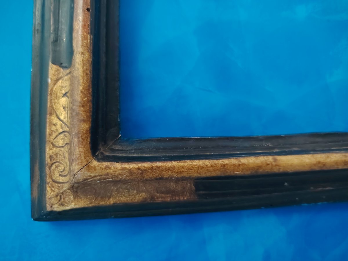 Antique Frame From 17th-century Central Italy, -photo-2