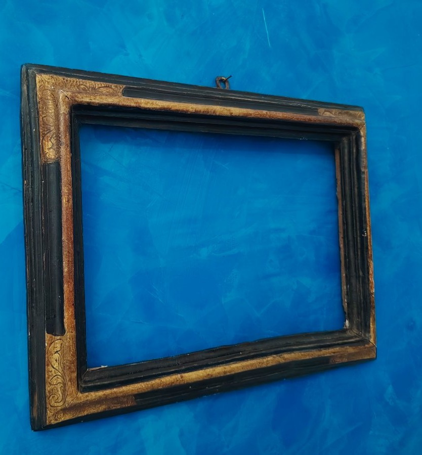 Antique Frame From 17th-century Central Italy, -photo-3