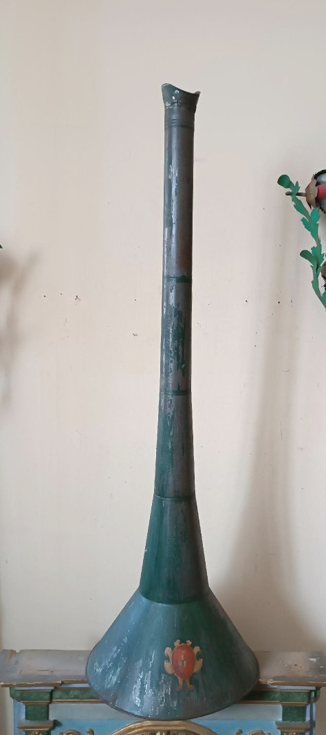 Antique Hunting Megaphone With A Noble Coat Of Arms-photo-2