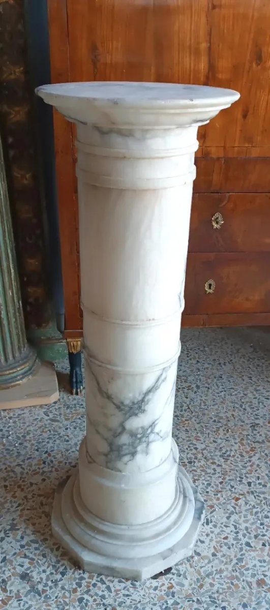 Grande colonne en albâtre de la fin du XIXe siècle-photo-2