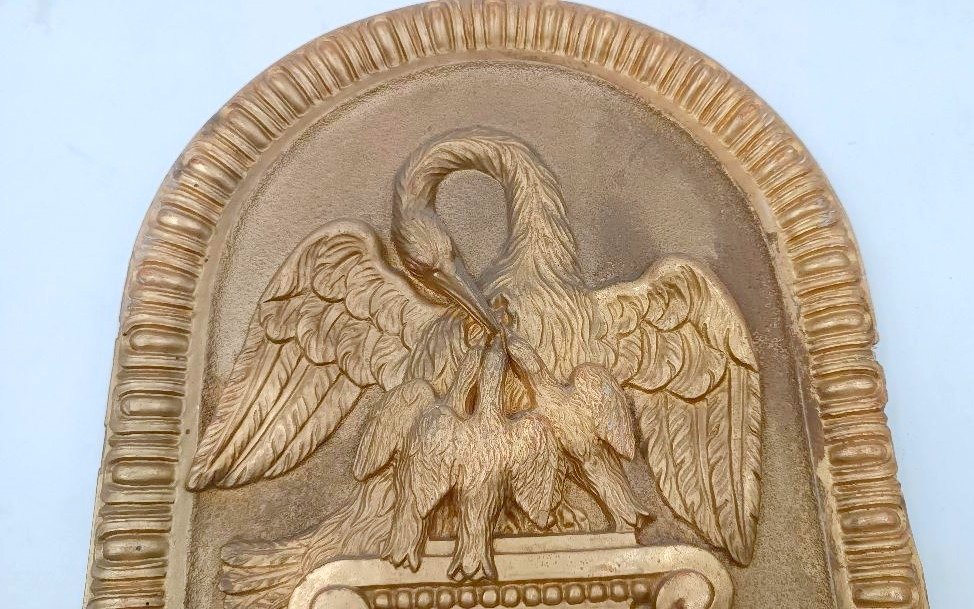 Portail de tabernacle, ciboire, en bois doré avec pélican, fin du XVIIIe siècle-photo-1