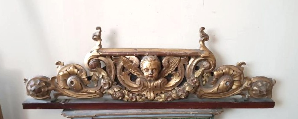 Large Antique Gilded And Carved Wooden Frieze, 19th Century