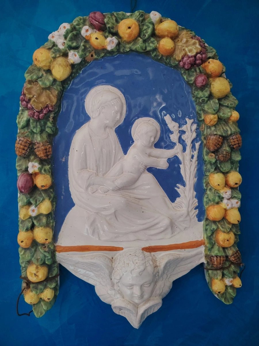 Sanctuaire en faïence émaillée de style Robbiano, début du XXe siècle, représentant la Vierge à-photo-5
