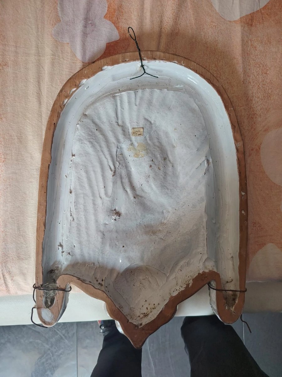 Sanctuaire en faïence émaillée de style Robbiano, début du XXe siècle, représentant la Vierge à-photo-6
