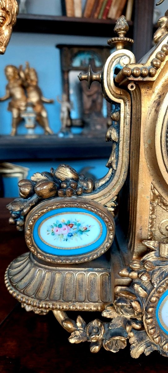 Pendule de table ancienne en bronze doré, porcelaine de Sèvres, France, fin du XIXe siècle-photo-4
