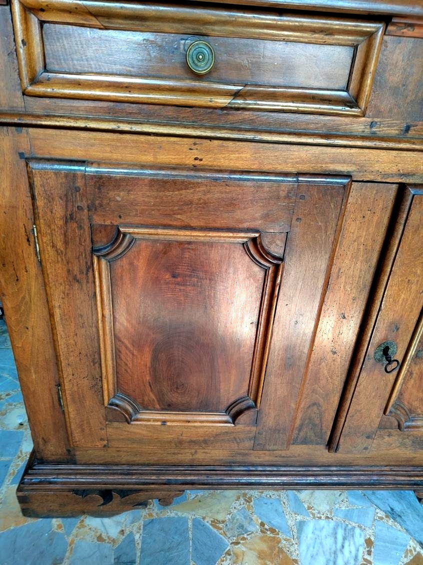 Buffet à deux portes en noyer du Piémont, XVIIIe siècle-photo-3