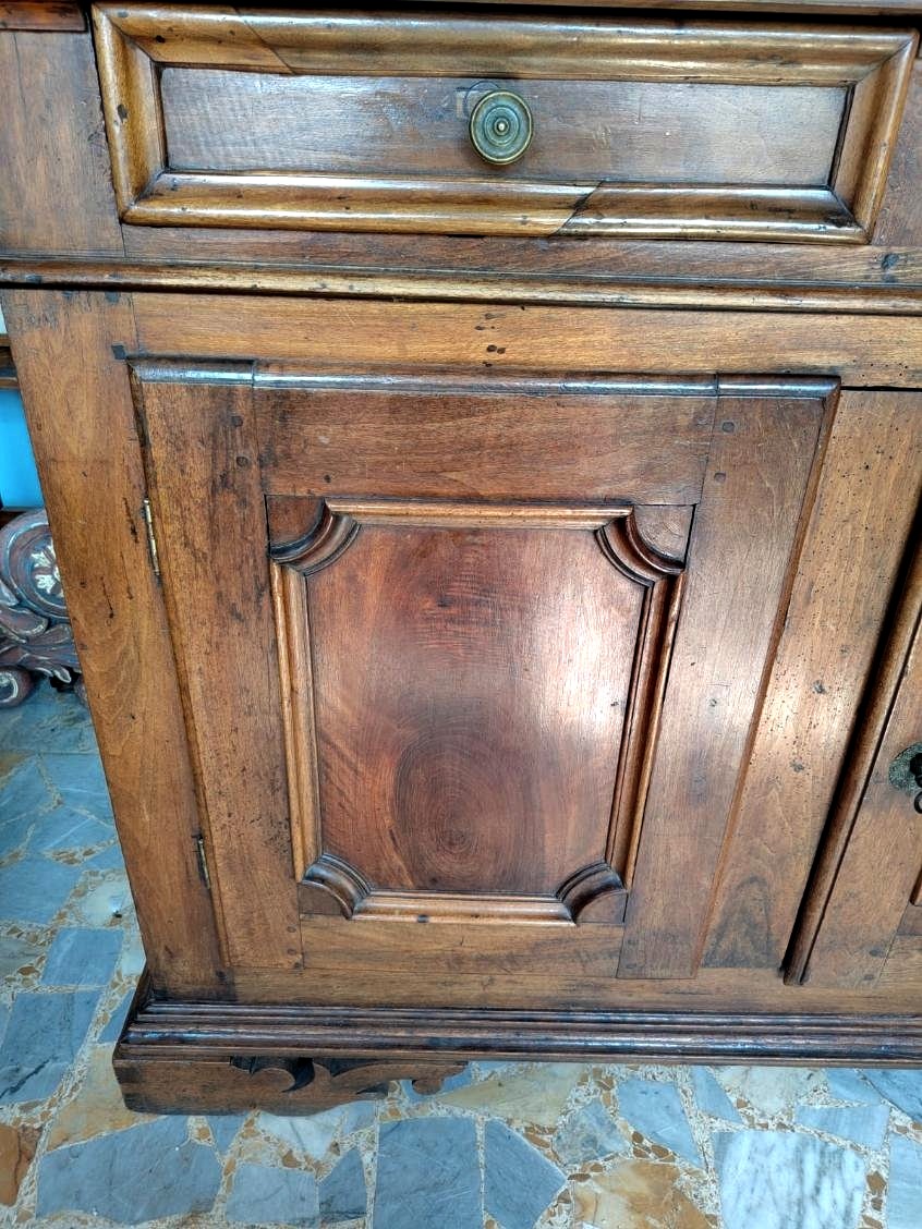 Buffet à deux portes en noyer du Piémont, XVIIIe siècle-photo-8