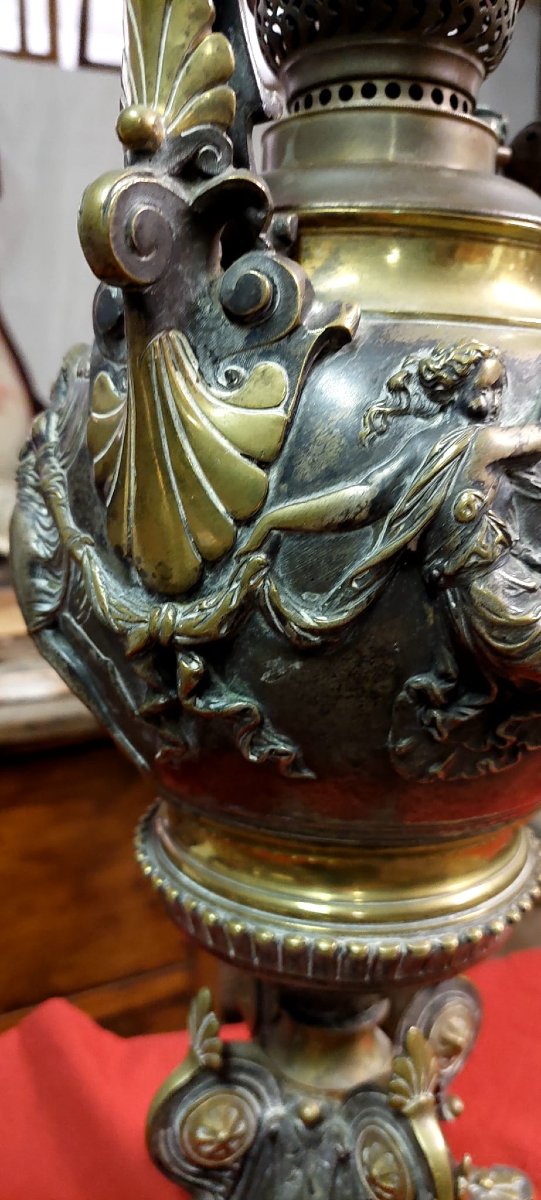 Grande lampe à pétrole de table ancienne en bronze de style néoclassique, XIX siecle-photo-3