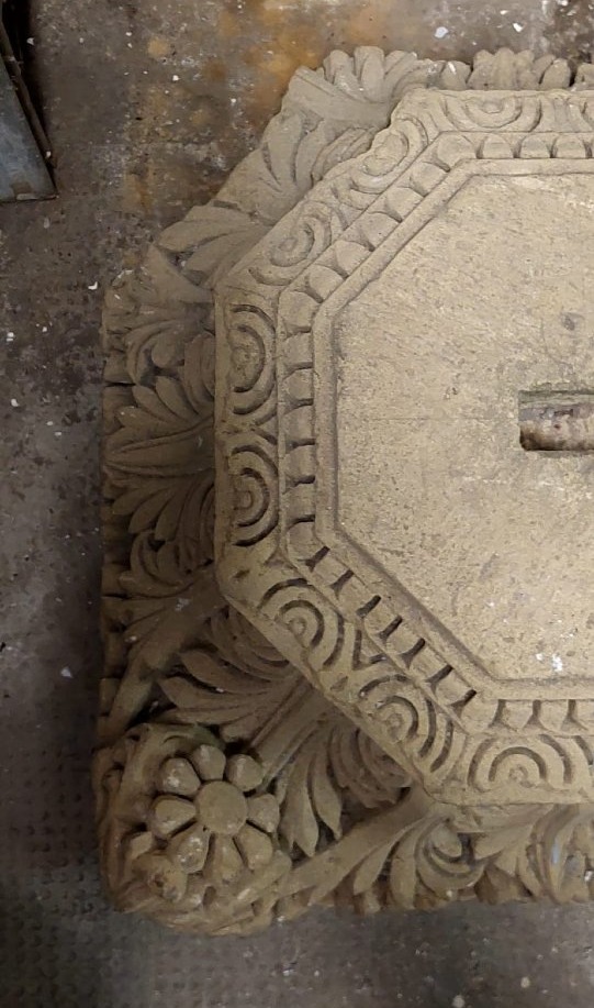 Antique Stone Capital Decorated With Plant And Floral Motifs, 19th Century -photo-5