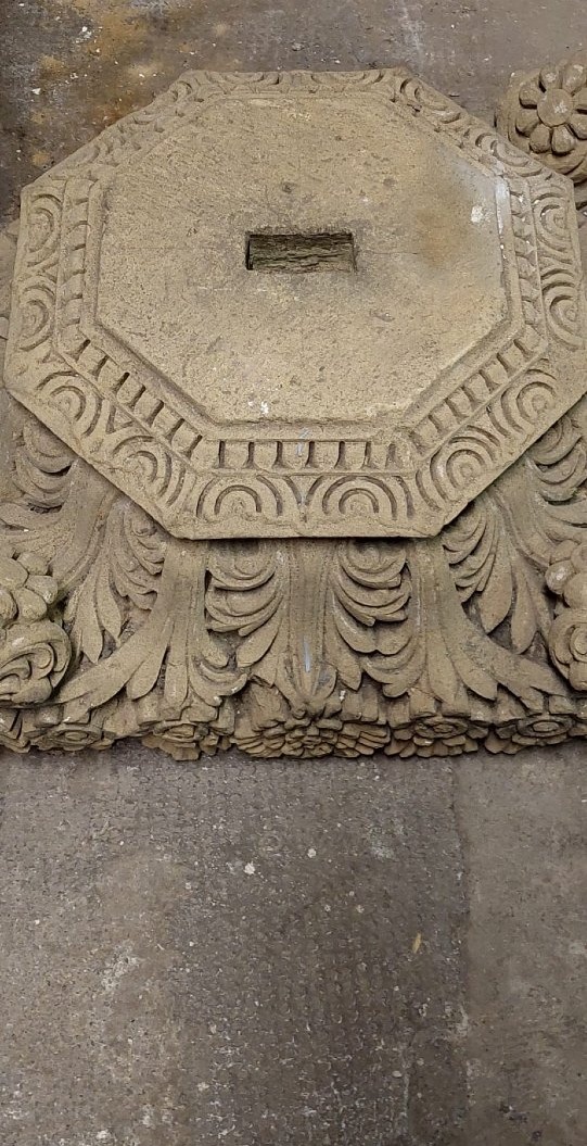 Antique Stone Capital Decorated With Plant And Floral Motifs, 19th Century -photo-7