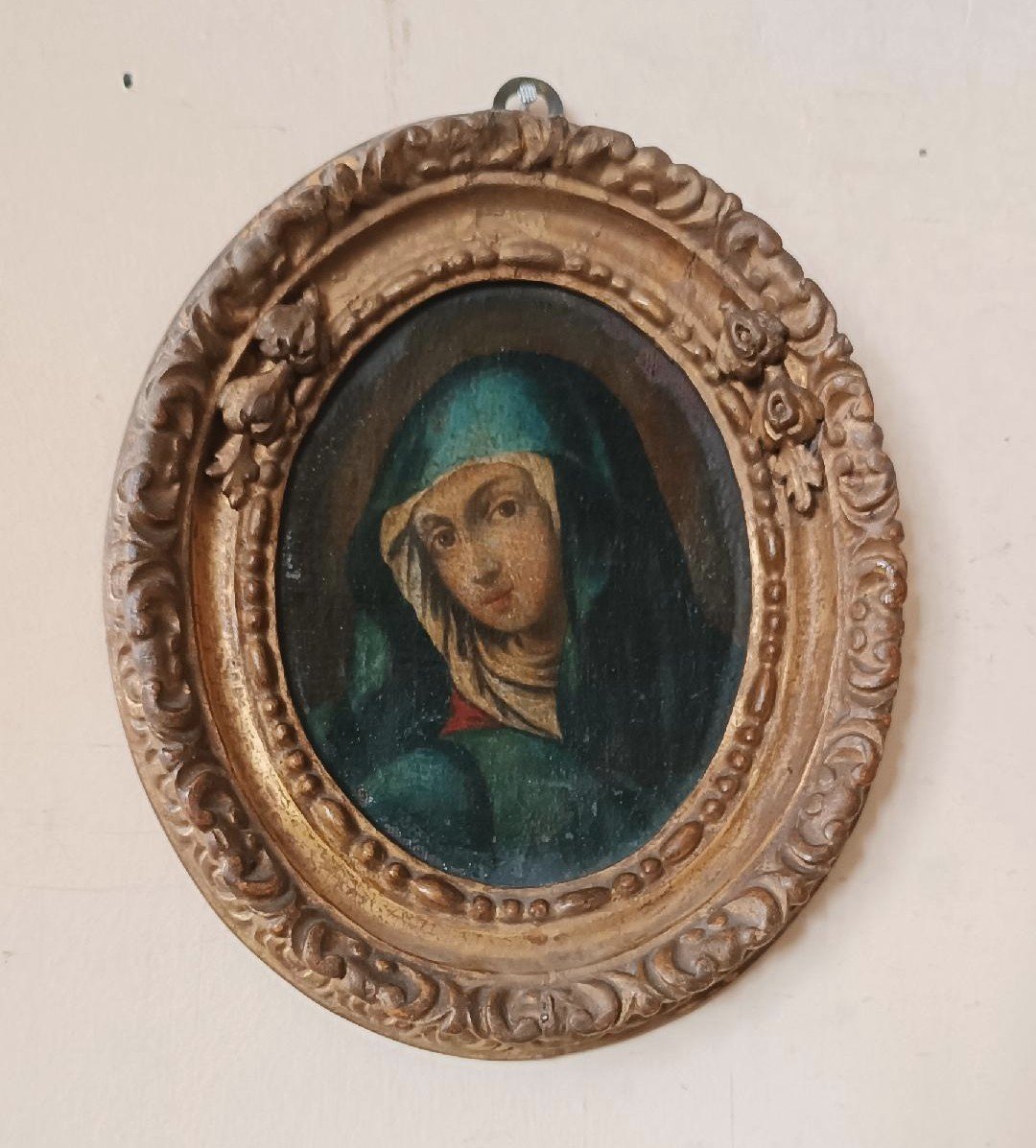 Antique Oval Painting In An Antique Frame, Depicting The Face Of The Madonna-photo-2
