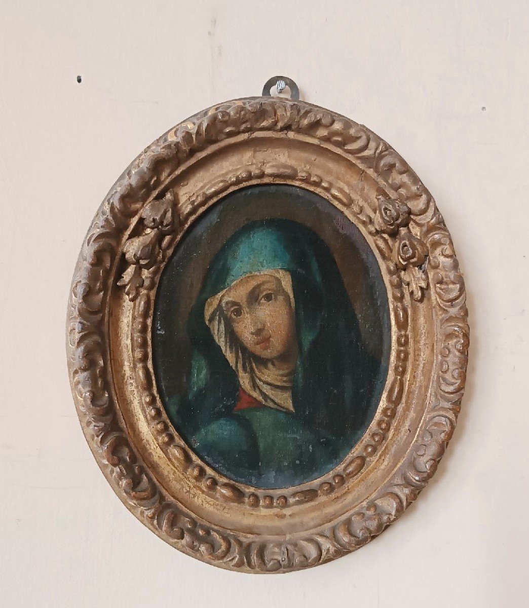 Antique Oval Painting In An Antique Frame, Depicting The Face Of The Madonna-photo-1
