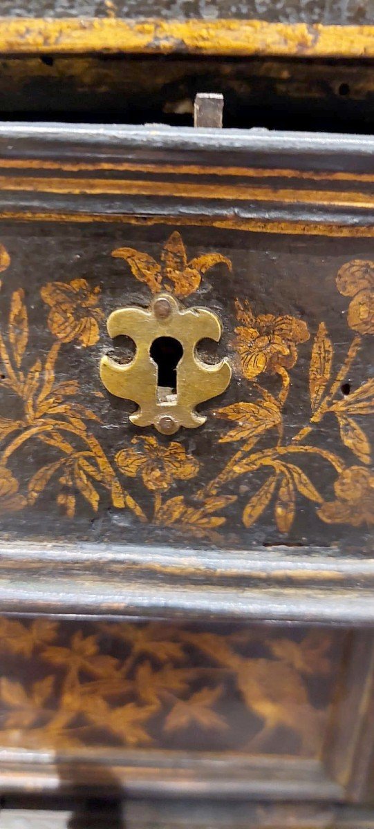 16th-century Coin Box—decorated In The Chinese Style—venice-photo-8