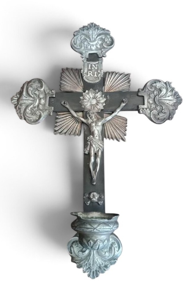 Crucifix ancien, bénitier en argent, Naples, XIXe siècle