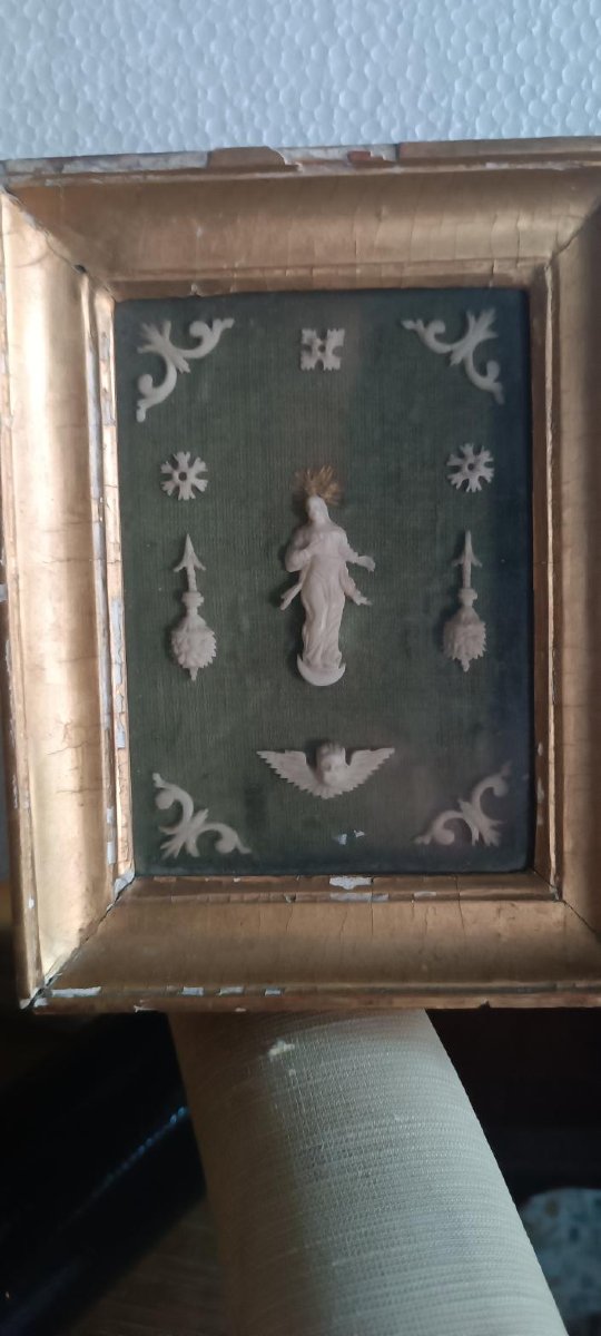 Devotional Picture With An Antique Gilded Frame And Bone Inlays-photo-1