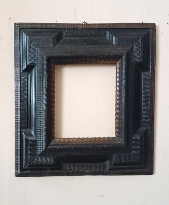 Antique 17th-century Frame - Louis XIII Guilloche
