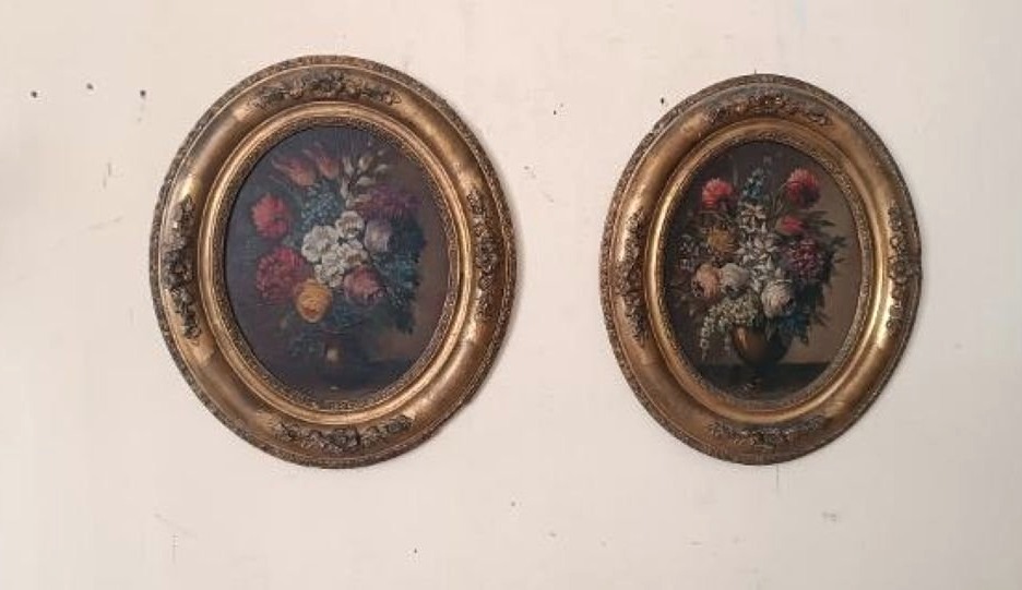 Pair Of Still Lifes On Canvas In Oval Gilded Wooden Frames, Late 19th Century