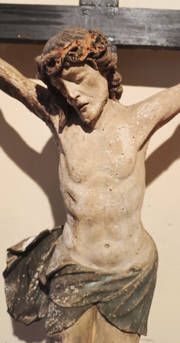 Large Antique Polychrome Wooden Statue Of Christ From The Late 17th Century --photo-1