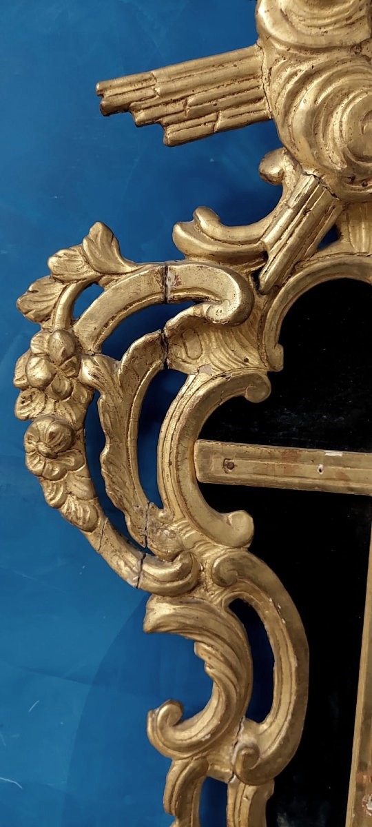 Antique Frame With A Crucifix, Made Of Carved And Gilded Wood, 18th Century-photo-5