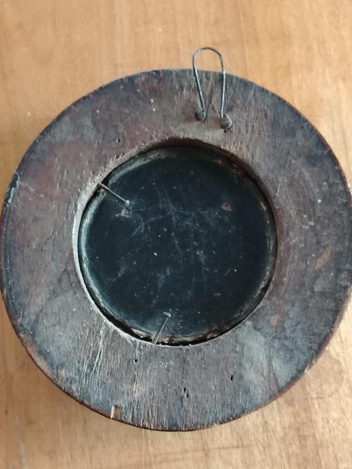 Miniature peinte représentant une jeune fille en buste, début du XIXe siècle.-photo-5