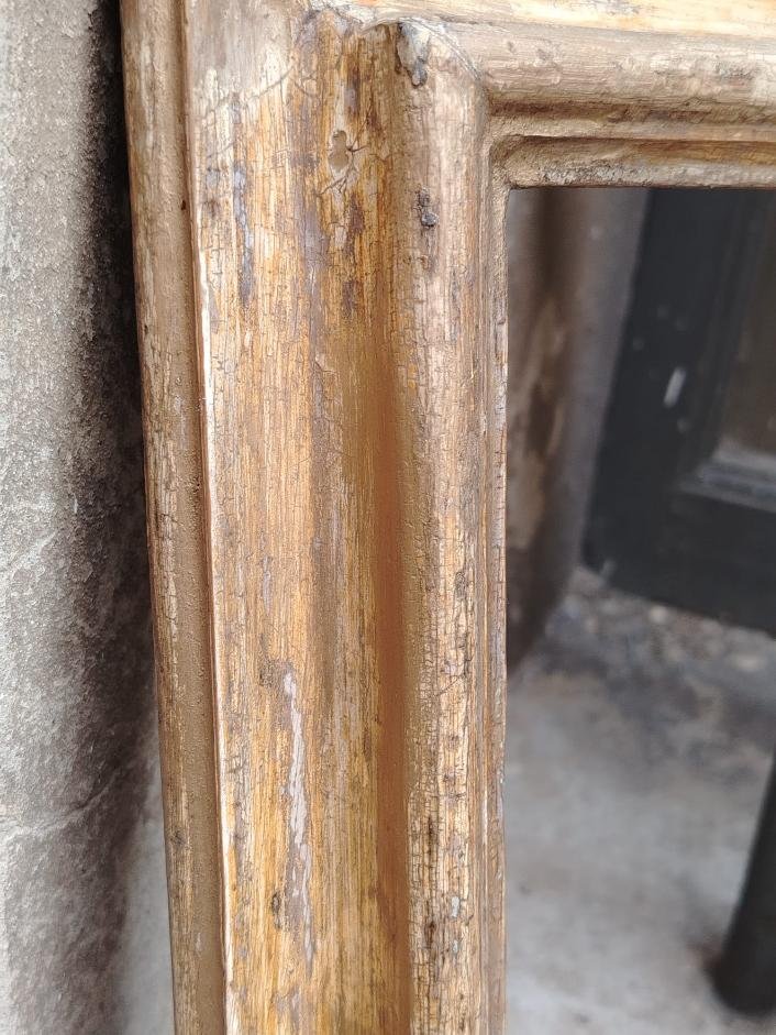 Antique Lacquered Wooden Frame From The 18th Century-photo-1