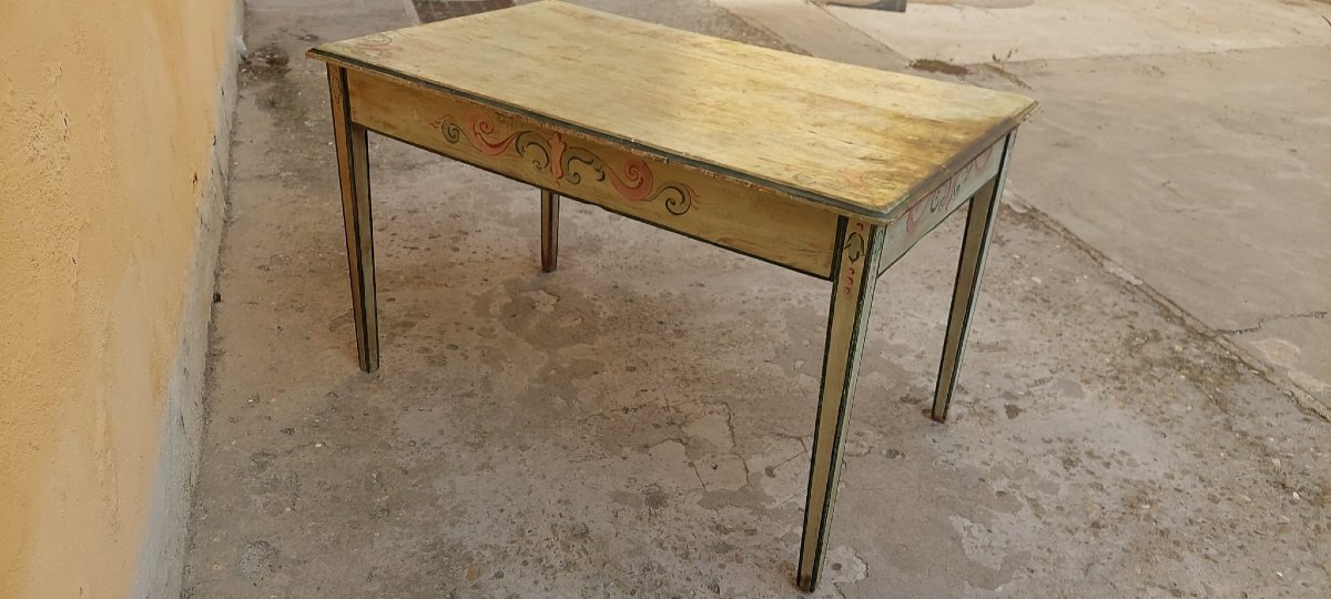 Table-bureau  an bois laqué is laqué et peint, XVIII siècle. Toscan-photo-7