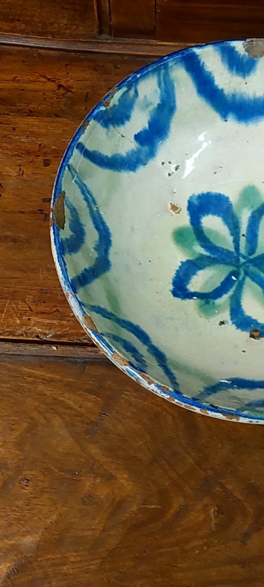 19th-century Majolica Bowl By Fajaluza-photo-2
