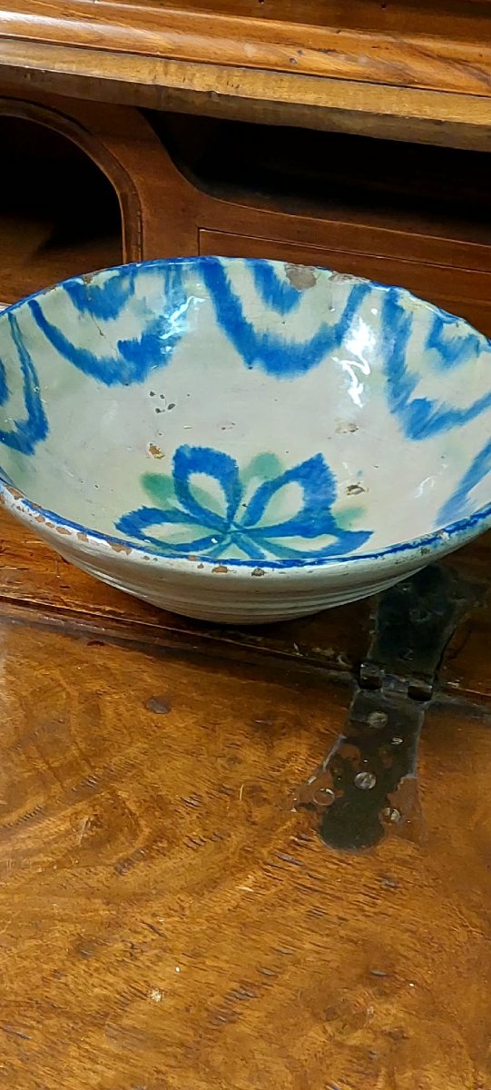 19th-century Majolica Bowl By Fajaluza-photo-4