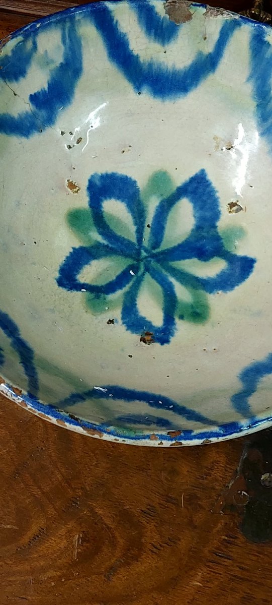 19th-century Majolica Bowl By Fajaluza-photo-5