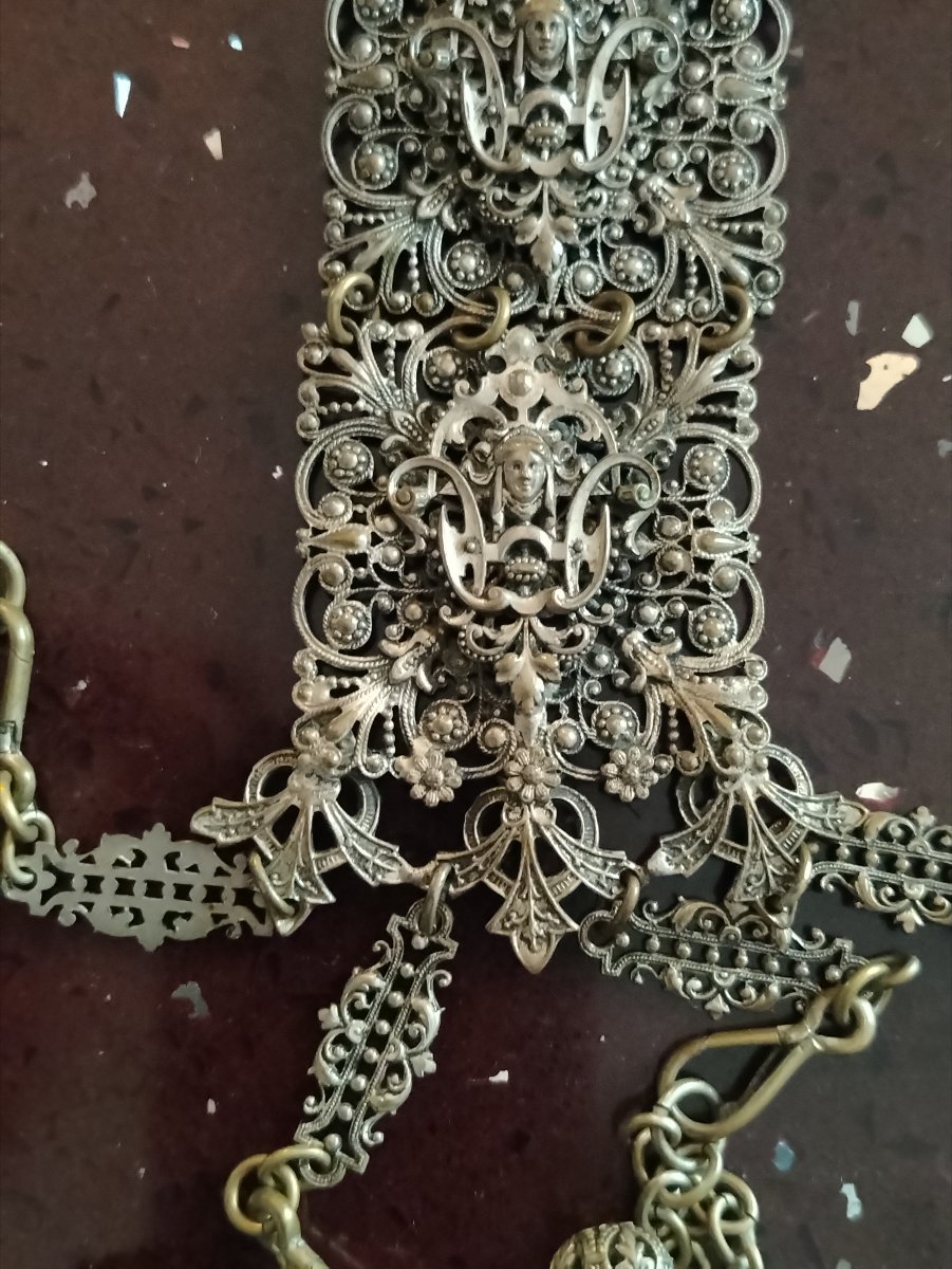 Chatelaine  victorienne en métal argenté-photo-4