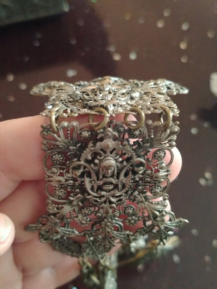 Chatelaine  victorienne en métal argenté-photo-4