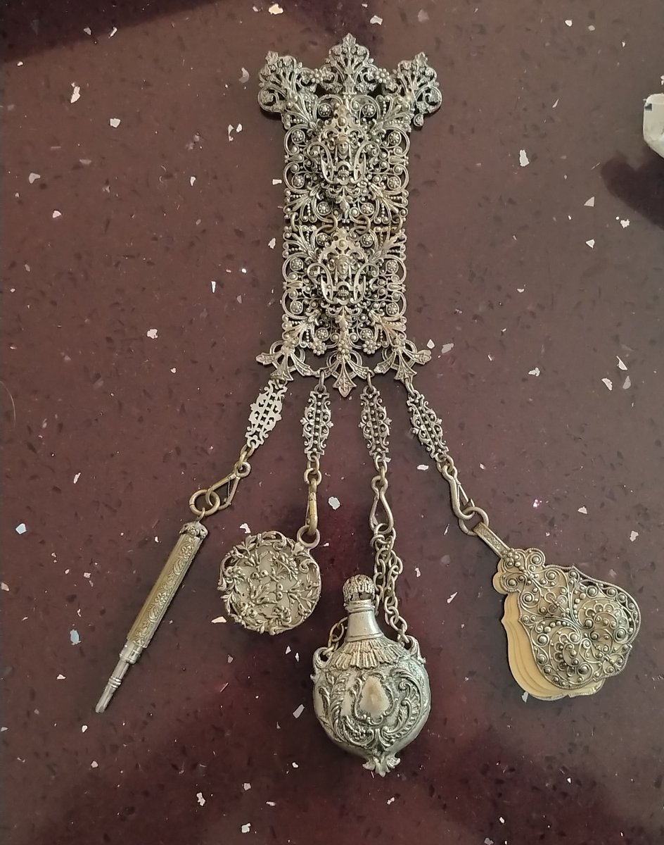 Chatelaine  victorienne en métal argenté-photo-6