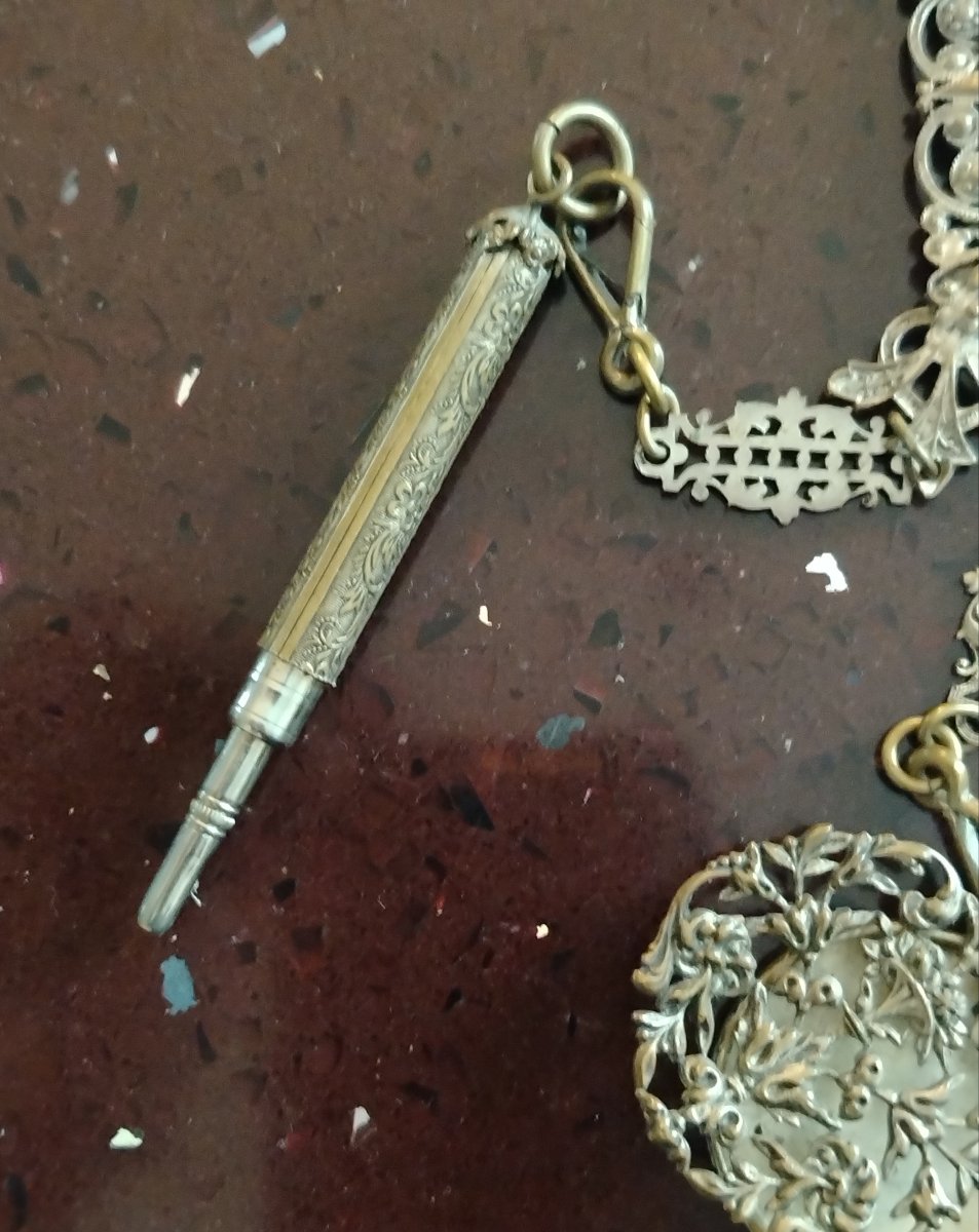 Chatelaine  victorienne en métal argenté-photo-2