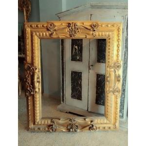Large Gilded And Carved Wooden Frame From The 19th Century