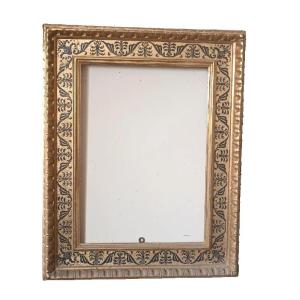 Cadre ancien en bois doré de style Renaissance 88 X 69,5 CM