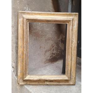 Ancien cadre en bois laqué du XVIIIe siècle