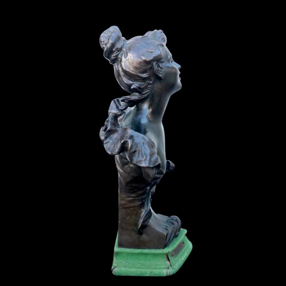 Sculpture En Bronze Buste Féminin.signé : La Grière.auteur : Hippolyte Moureau.-photo-1