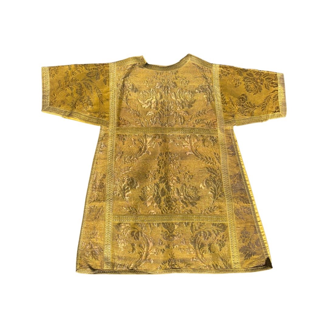 Complete Sacred Priestly Vestments Embroidered In Gold Thread With Floral Decorations-photo-5