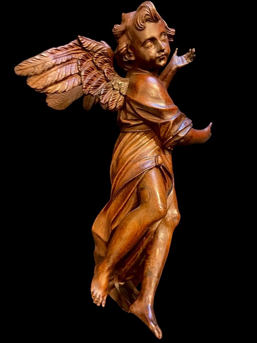 Pair Of Full-figure Angels In Carved Wood. Liguria. -photo-2