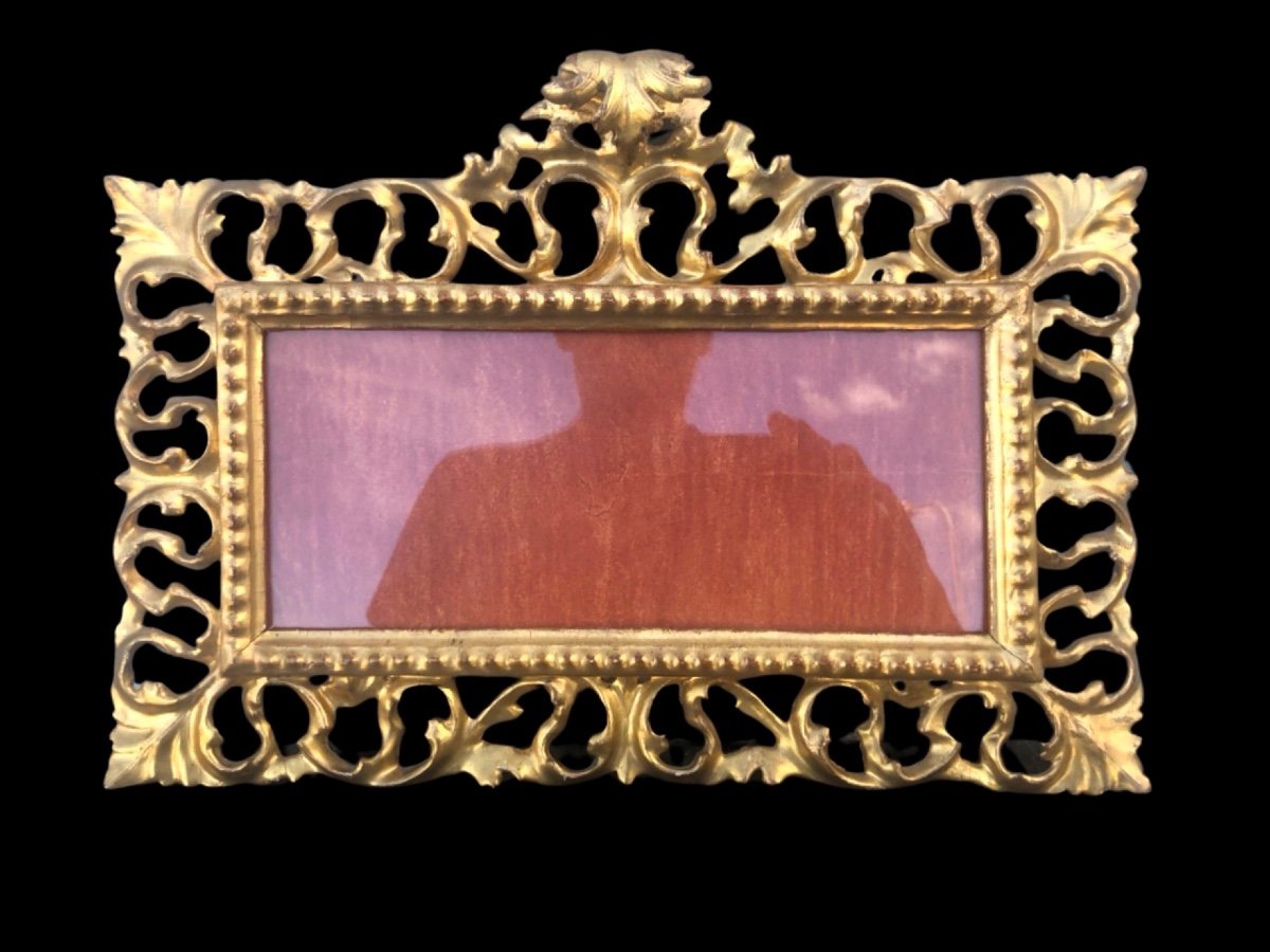 Rectangular Foil Frame In Carved, Perforated Wood And Gold Leaf. Florence. 
