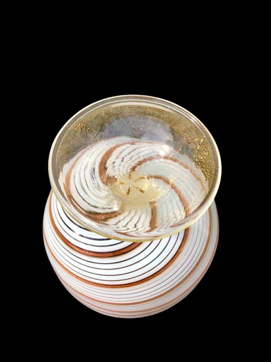 Vase With Lid And Flower Socket In Millerighe Spiral Blown Glass, Lattimo, Aventurine And Gold -photo-2