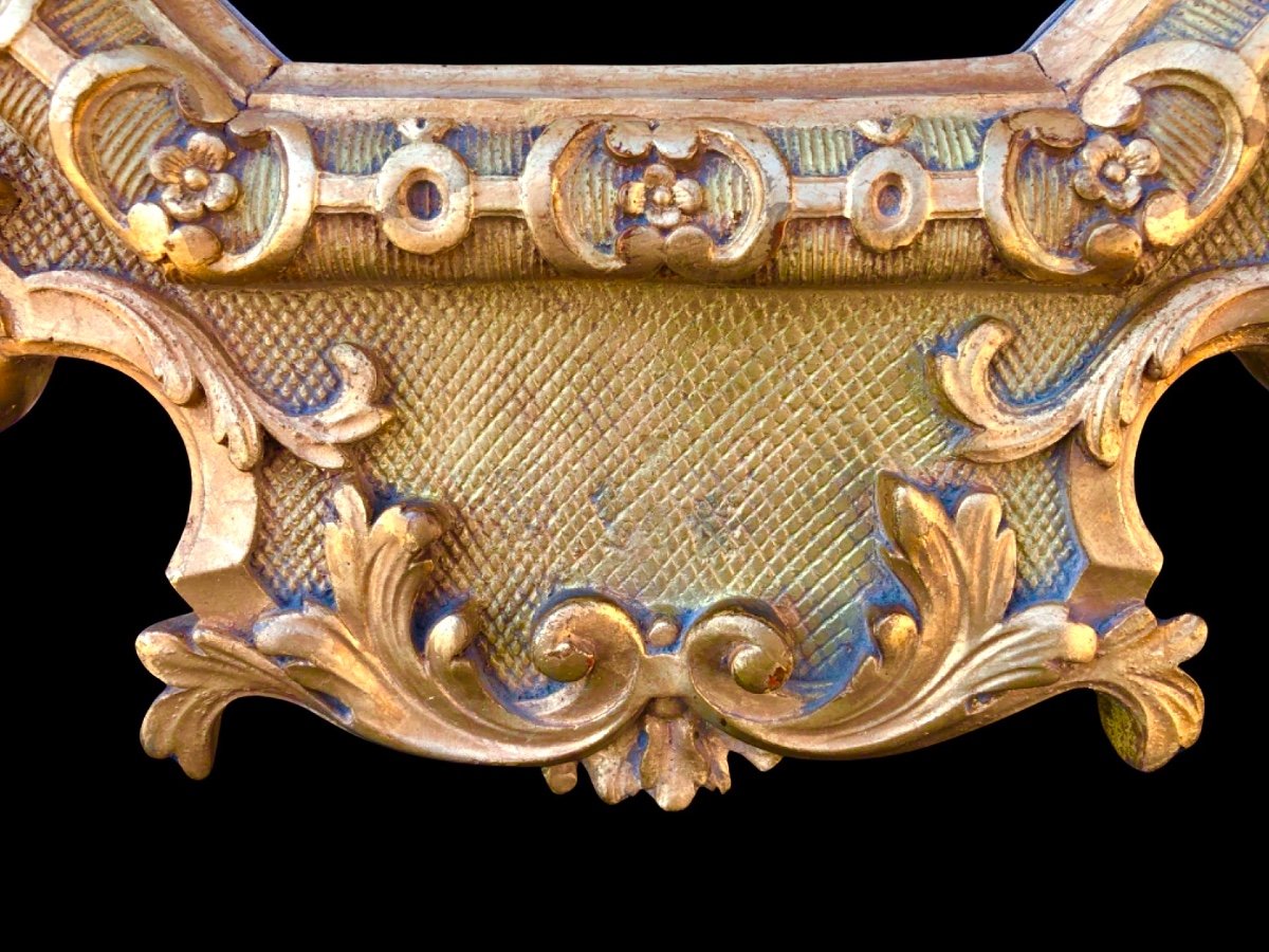 Frame - Mirror In Carved And Gilded Wood With Floral And Rocaille Motifs. -photo-4