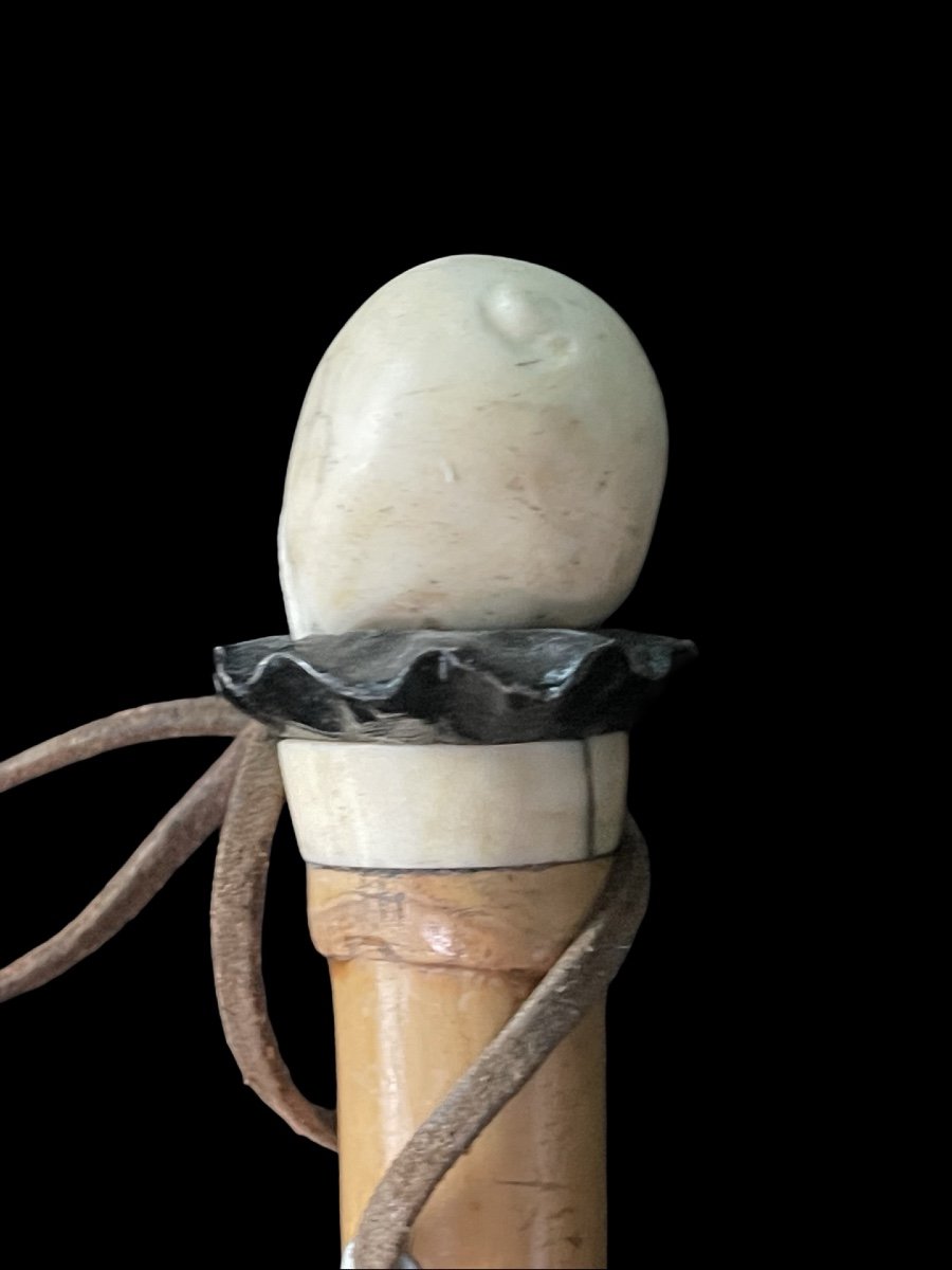 Bâton Avec Pommeau En Ivoire Et ébène Figurant La Tête De Pierrot à l'Expression Grotesque. -photo-1