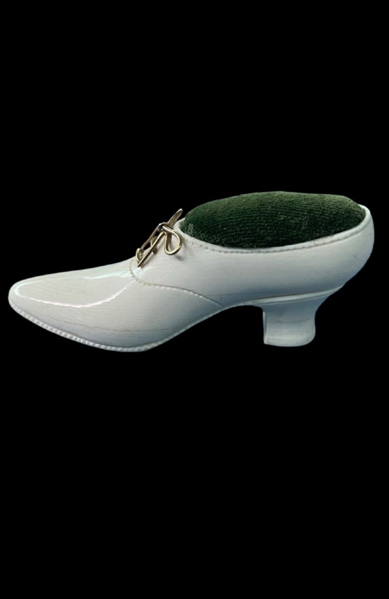 Ivory Pincushion Shoe. Gold Lace Detail. -photo-3